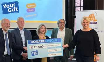 YourGift Cards doneert €25.000 aan Stichting Digisterker!