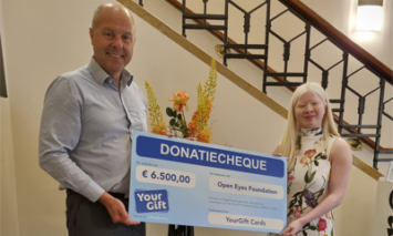 Open Eyes Foundation ontvangt donatie van YourGift Cards!